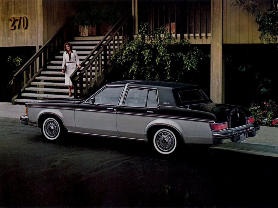  Lincoln Versailles 1980 года  (фото 2 из 3)